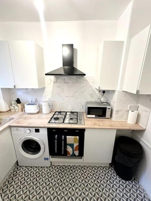 Quirky 3 Bedroom Flat In Shoreditch London Exterior photo